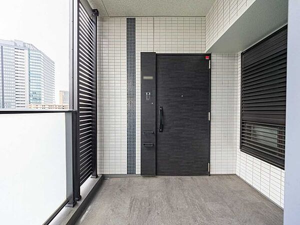 玄関を拡大表示