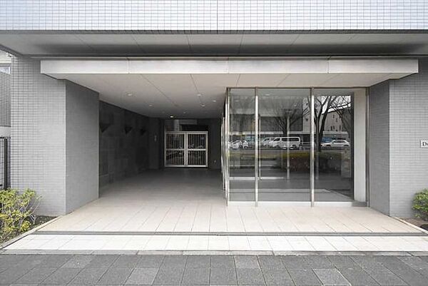 エントランスを拡大表示