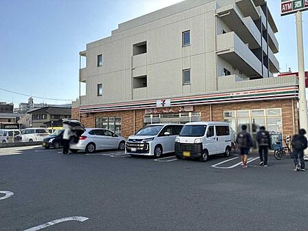 セブンイレブン相模原　相模大野6丁目店 210m
