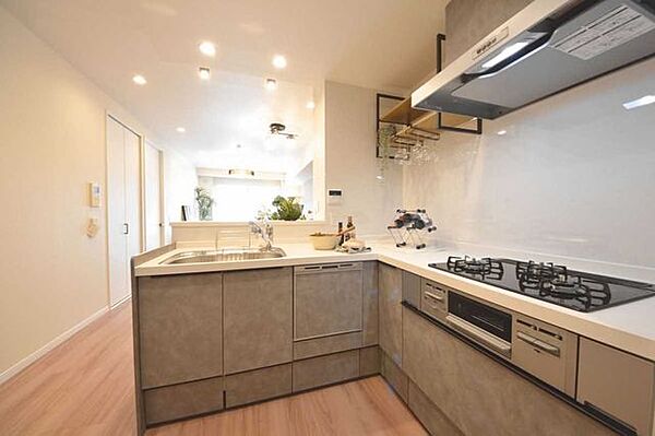 キッチンを拡大表示