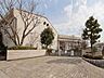 周辺：横浜市立南戸塚中学校 670m