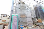 全3棟／写真真ん中の建物