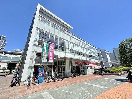  ピーコックストア芝浦アイランド店 520m