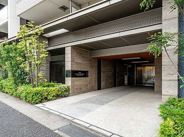 エントランスを拡大表示