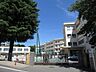 周辺：川崎市立生田小学校 1070m