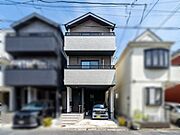 対象物件:写真中央　区画の整理された分譲地。前面道路約5.9ｍで駐車もしやすい区画。
