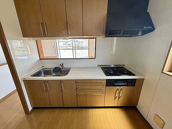 キッチンを拡大表示