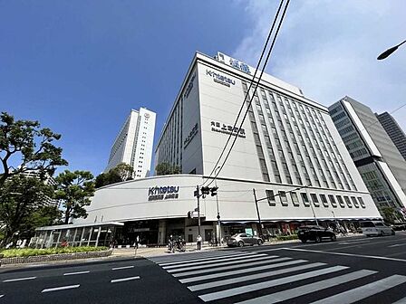近鉄大阪線「大阪上本町」駅 520m