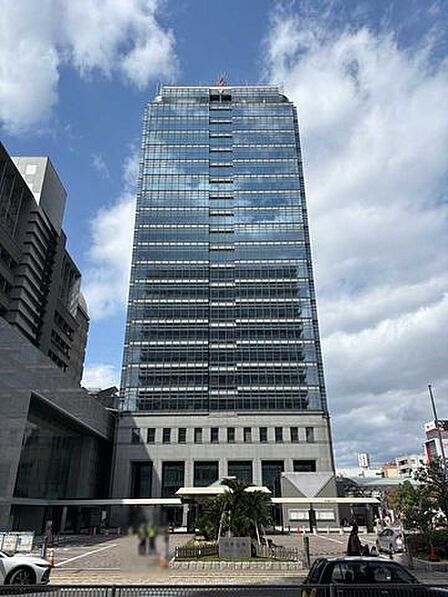 堺市役所 130m