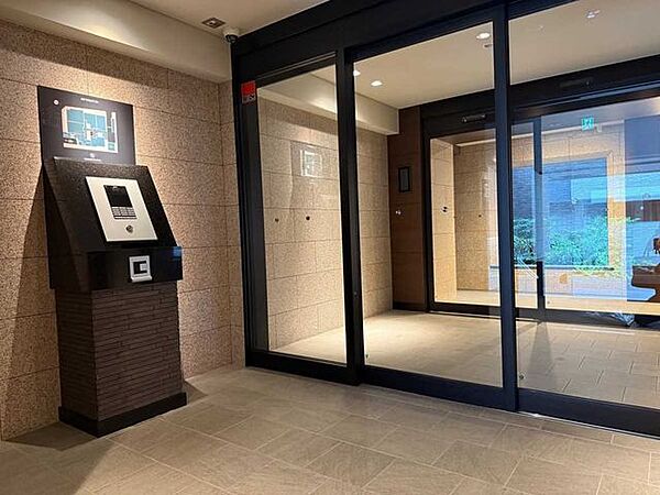 エントランスを拡大表示