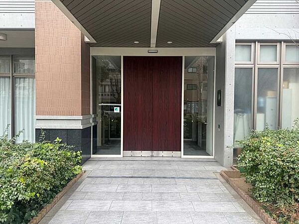 エントランスを拡大表示