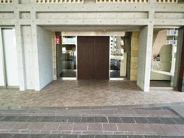エントランスを拡大表示