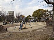 西一社中央公園 210m