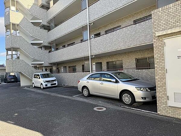 駐車場を拡大表示
