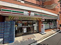 セブンイレブン江戸川橋店 160m
