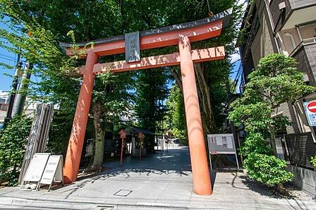 赤城神社 850m
