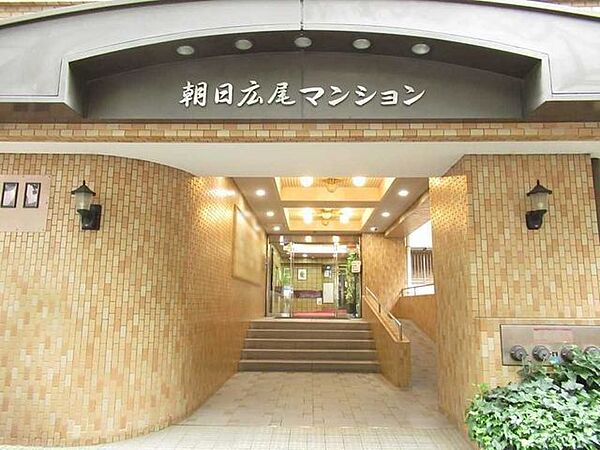 エントランスを拡大表示