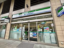 ファミリーマート港区白金プラザ店 50m