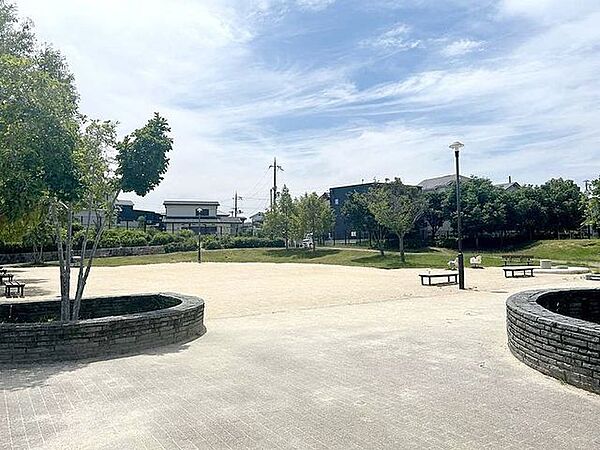 周辺を拡大表示