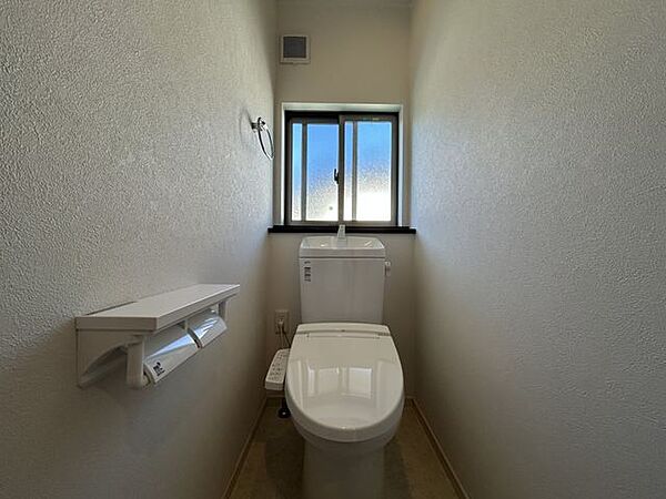 トイレを拡大表示