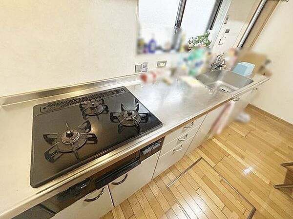 キッチンを拡大表示