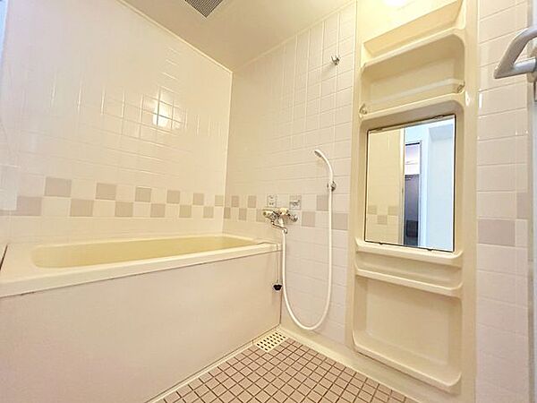 浴室を拡大表示