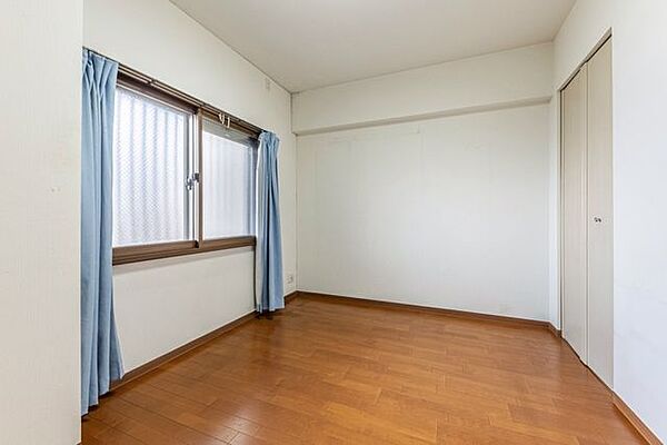 洋室を拡大表示