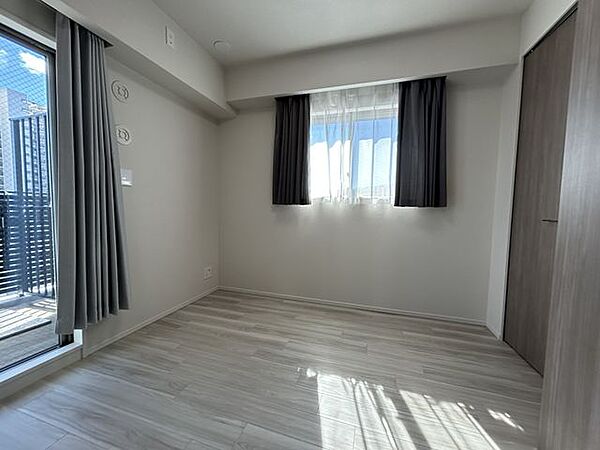 洋室を拡大表示