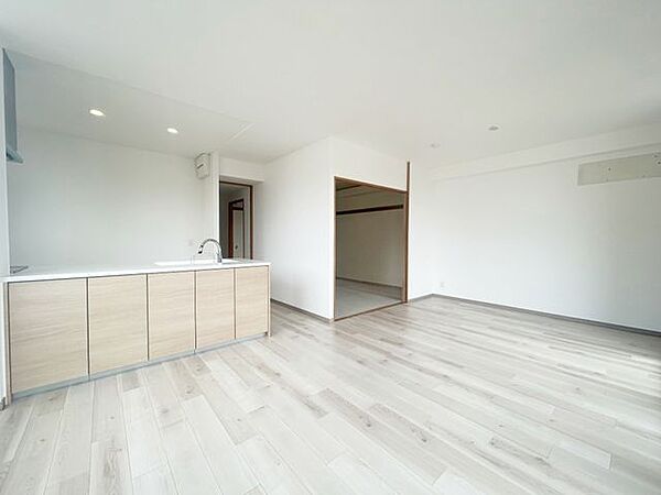 リビング/ダイニングを拡大表示