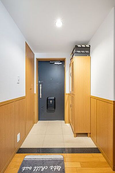 玄関を拡大表示