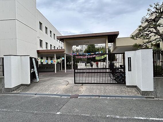 東三国小学校 ...