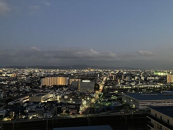 バルコニーから...