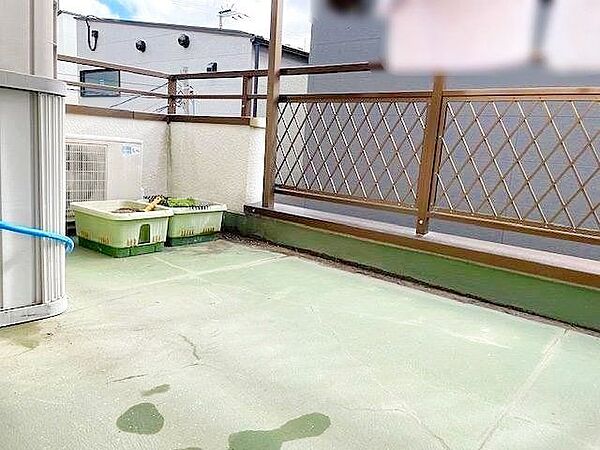 バルコニー