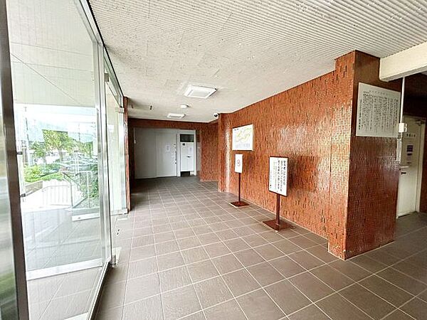 エントランスを拡大表示