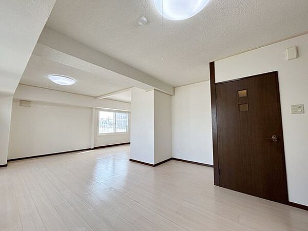 室内を拡大表示