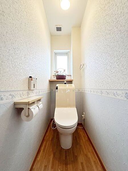 トイレを拡大表示
