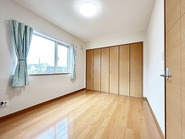 洋室を拡大表示