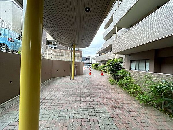 エントランスを拡大表示