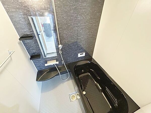 浴室を拡大表示