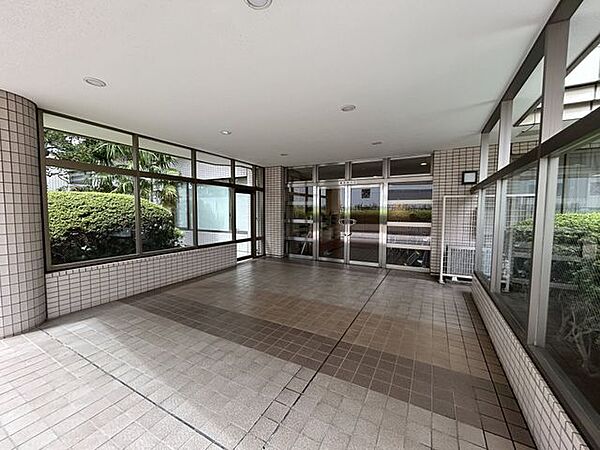 エントランスを拡大表示