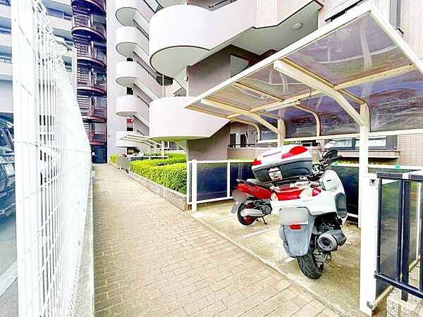 駐車場を拡大表示