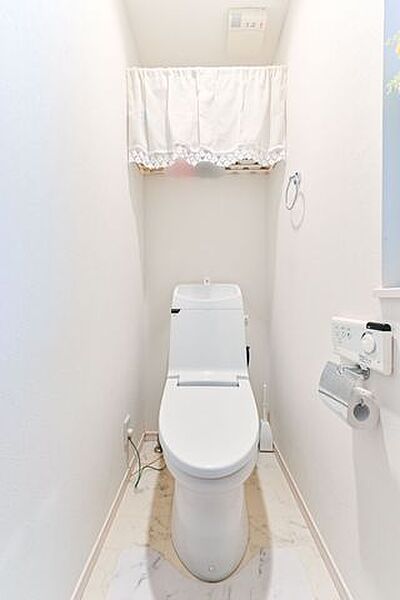 トイレを拡大表示