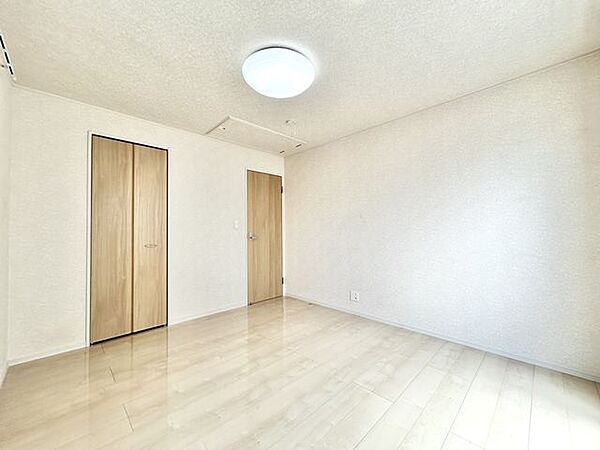 洋室を拡大表示