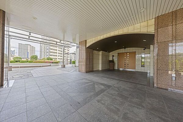 エントランスを拡大表示
