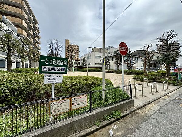 周辺を拡大表示