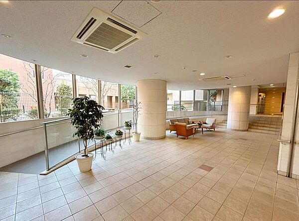 エントランスを拡大表示