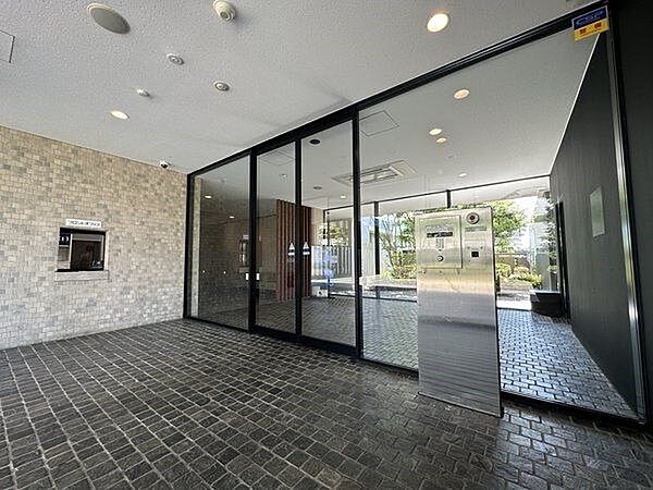 エントランスを拡大表示