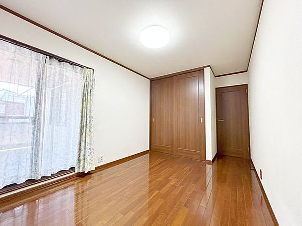 洋室を拡大表示