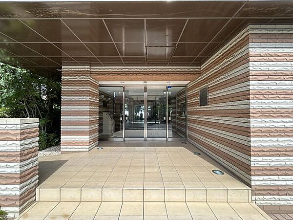 エントランスを拡大表示
