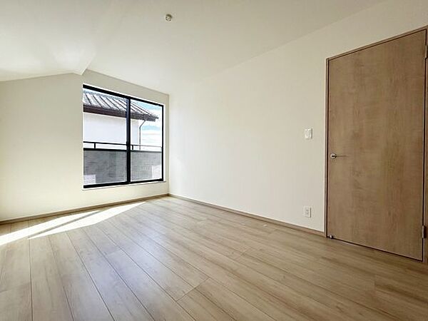 洋室を拡大表示